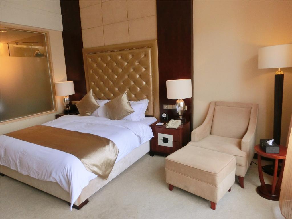 Yue Xiu Hotel Guangzhou Room photo